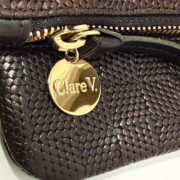 Clare V Cream Leather Tag on Blue Fabric worn once - Picture 5 of 11